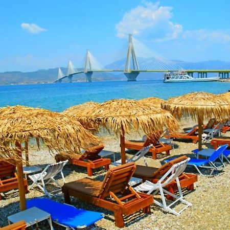 Patras Cozy Nest In The Vibrant City Center Екстериор снимка