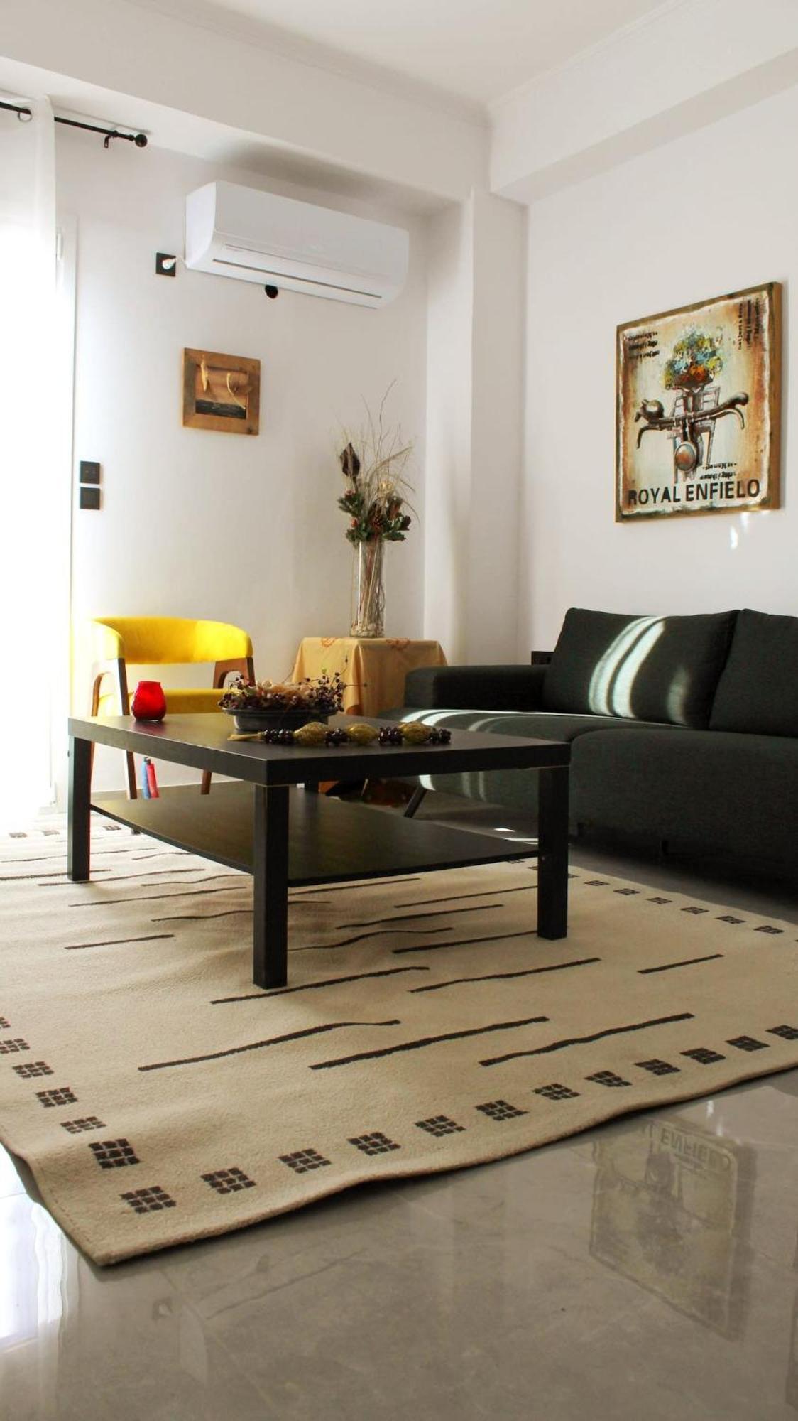 Patras Cozy Nest In The Vibrant City Center Екстериор снимка