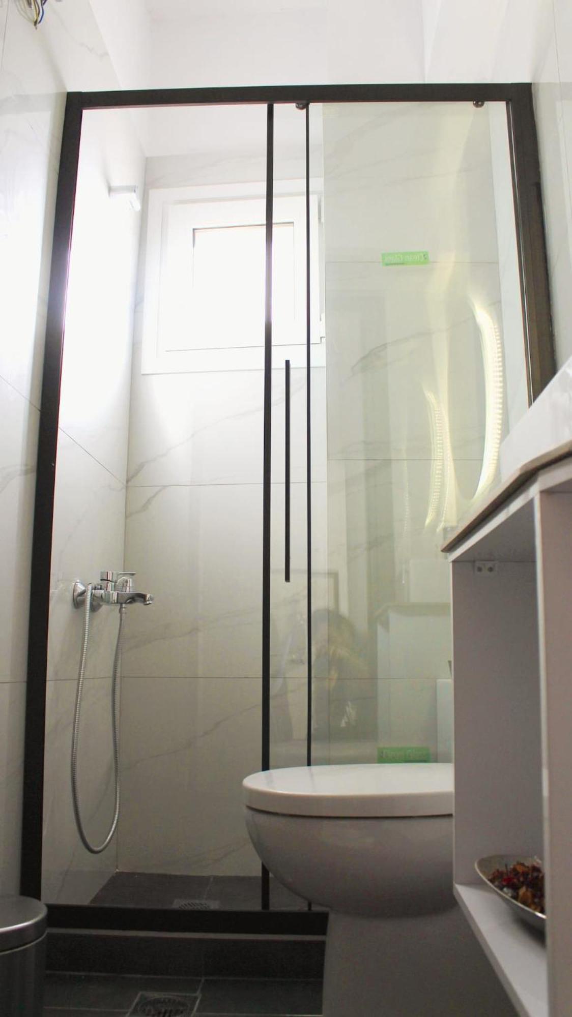 Patras Cozy Nest In The Vibrant City Center Екстериор снимка